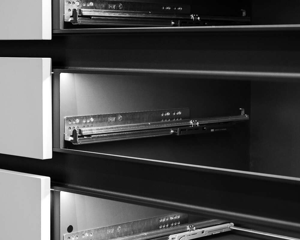 Guida cassetto Excel Q di FGV: prestazioni affidabili con tecnologia SlowMotion e OneTouch